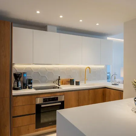 Amphimatrion Luxury Apartment