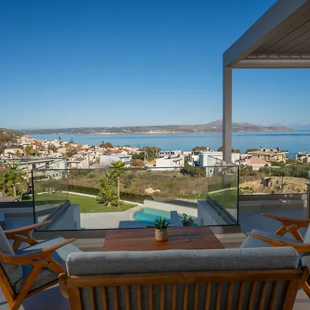 Amphimatrion Luxury Apartment