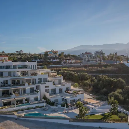 Amphimatrion Luxury