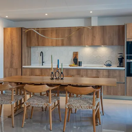 Amphimatrion Luxury Apartment Kalyves