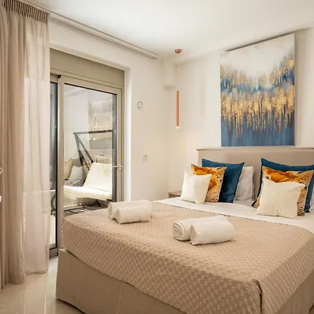 Apartment Amphimatrion Luxury