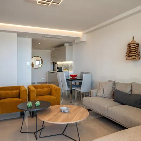 Amphimatrion Luxury * Kalyves
