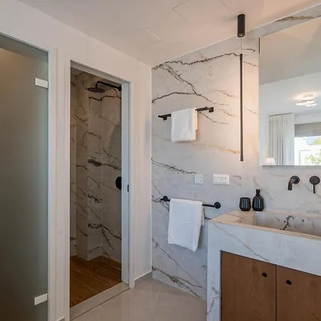 Amphimatrion Luxury Apartment Kalyves