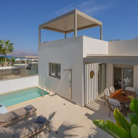 Amphimatrion Luxury Apartment *