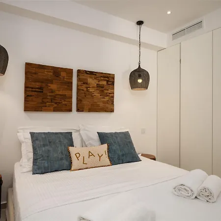 Amphimatrion Luxury Apartment *